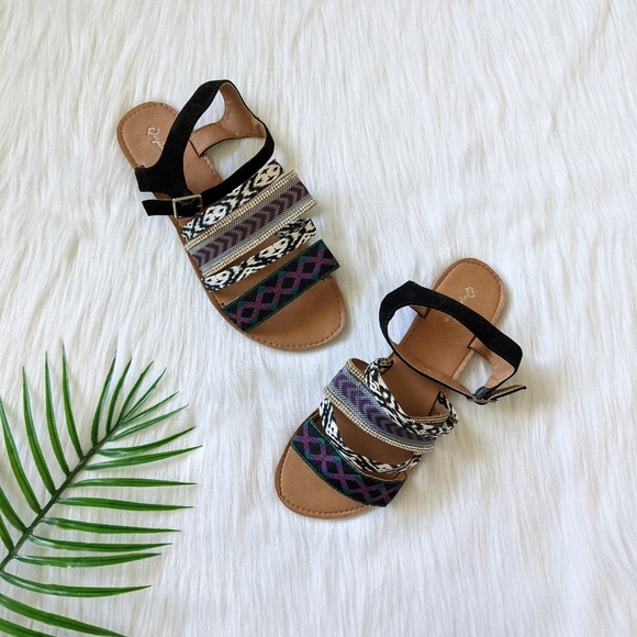 Purple, white and black sandals with rhinestones - Picture 1 of 3